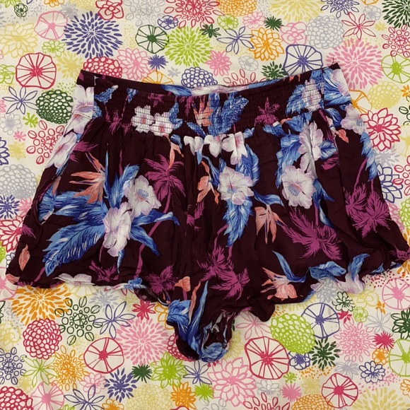 Flowy shorts with pockets (2 for 20$ or 3 for 30$) - Picture 3 of 3